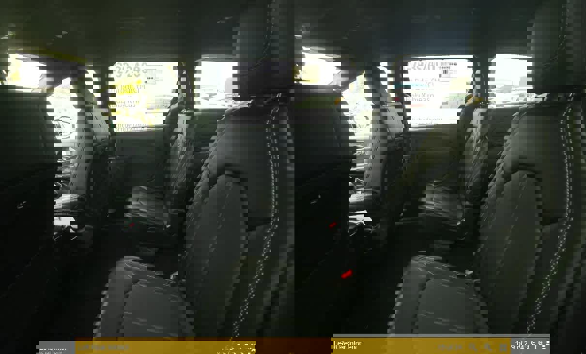 Used 2025 Chrysler Pacifica Select image 20