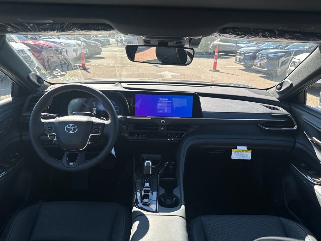 New 2026 Toyota Crown Platinum image 10