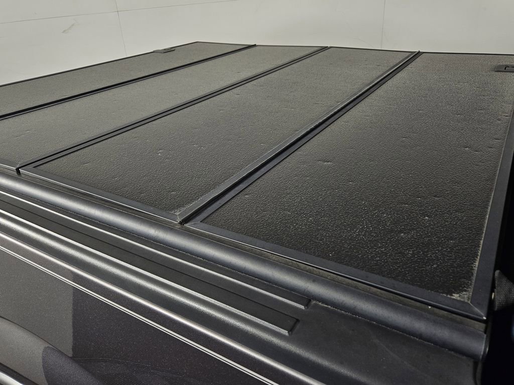 Used 2014 Ford F150 Lariat w/ Equipment Group 502A Luxury image 5