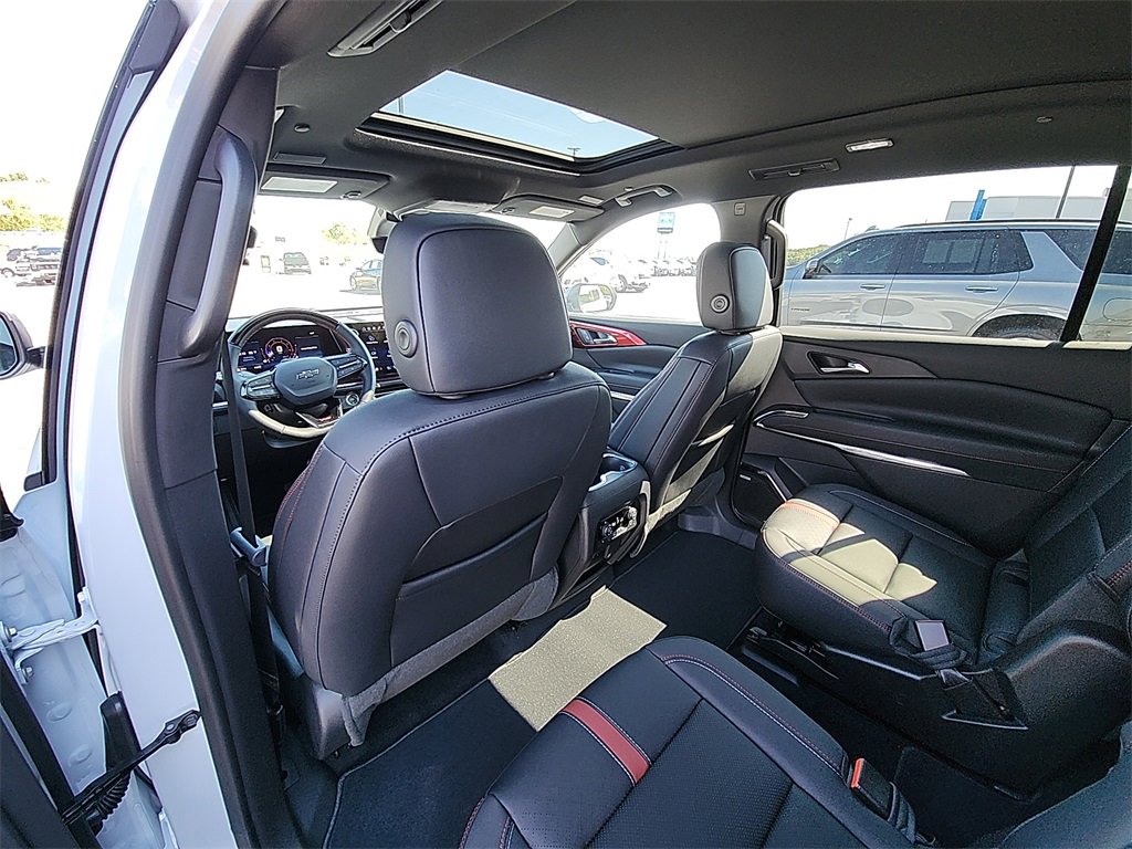 New 2026 Chevrolet Traverse RS image 28