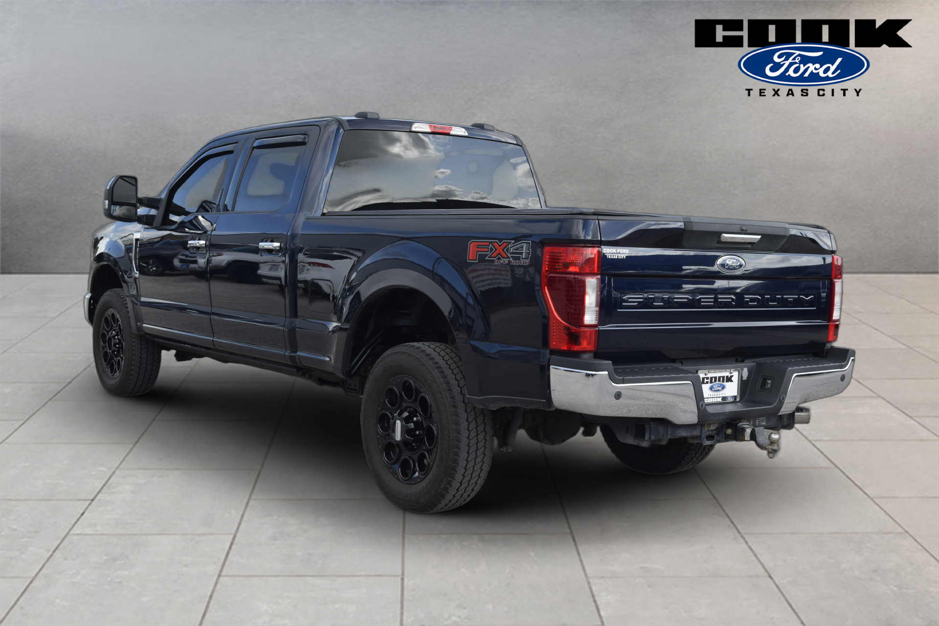 Used 2022 Ford F250 XLT w/ XLT Premium Package AWD/4WD image 4