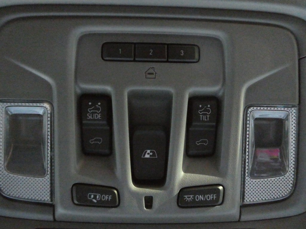 Used 2020 GMC Sierra 1500 SLT w/ SLT Premium Plus Package image 21