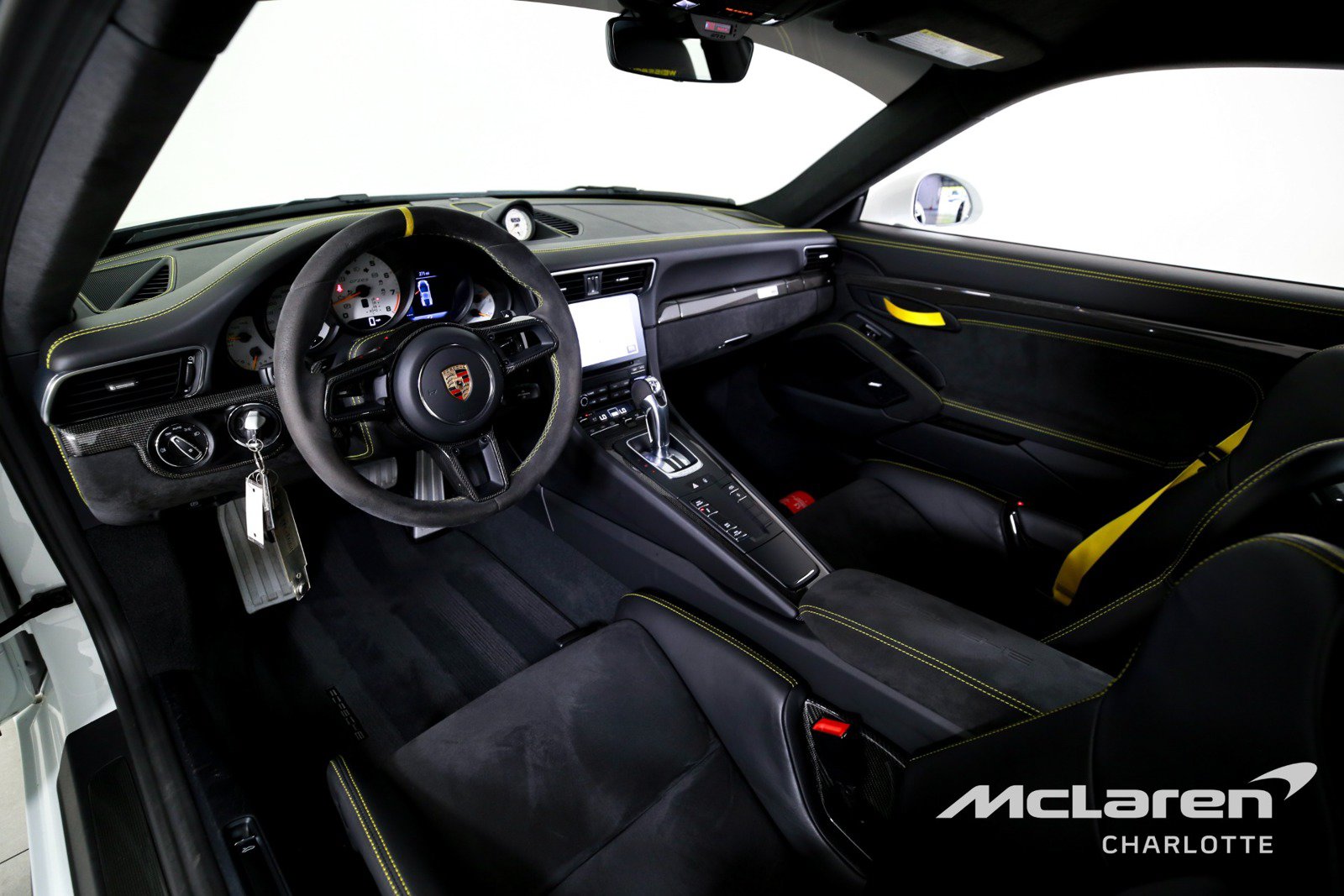 Used 2018 Porsche 911 GT2 RS w/ Weissach Package RWD image 12