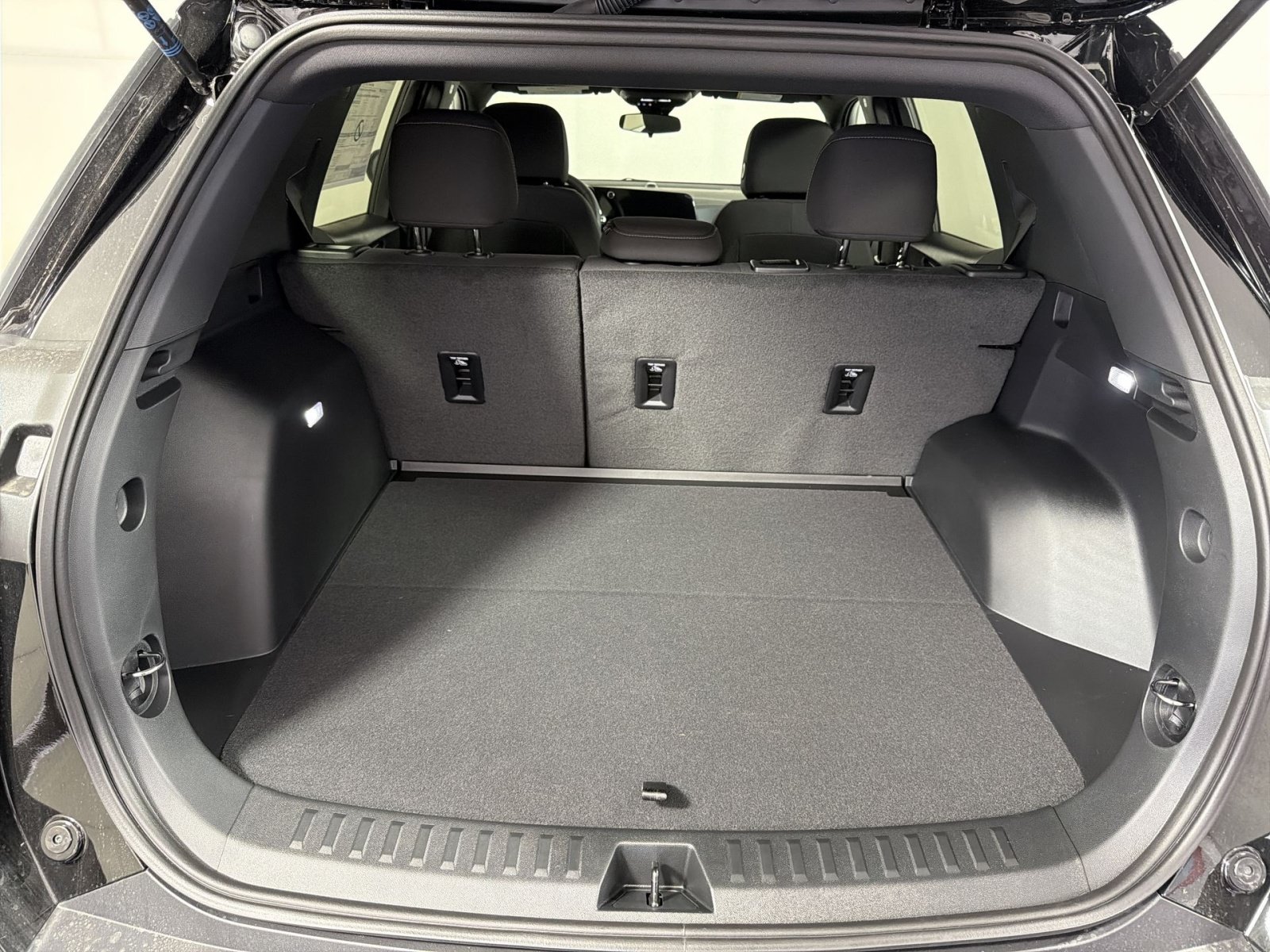 New 2027 Chevrolet Equinox LT FWD image 25