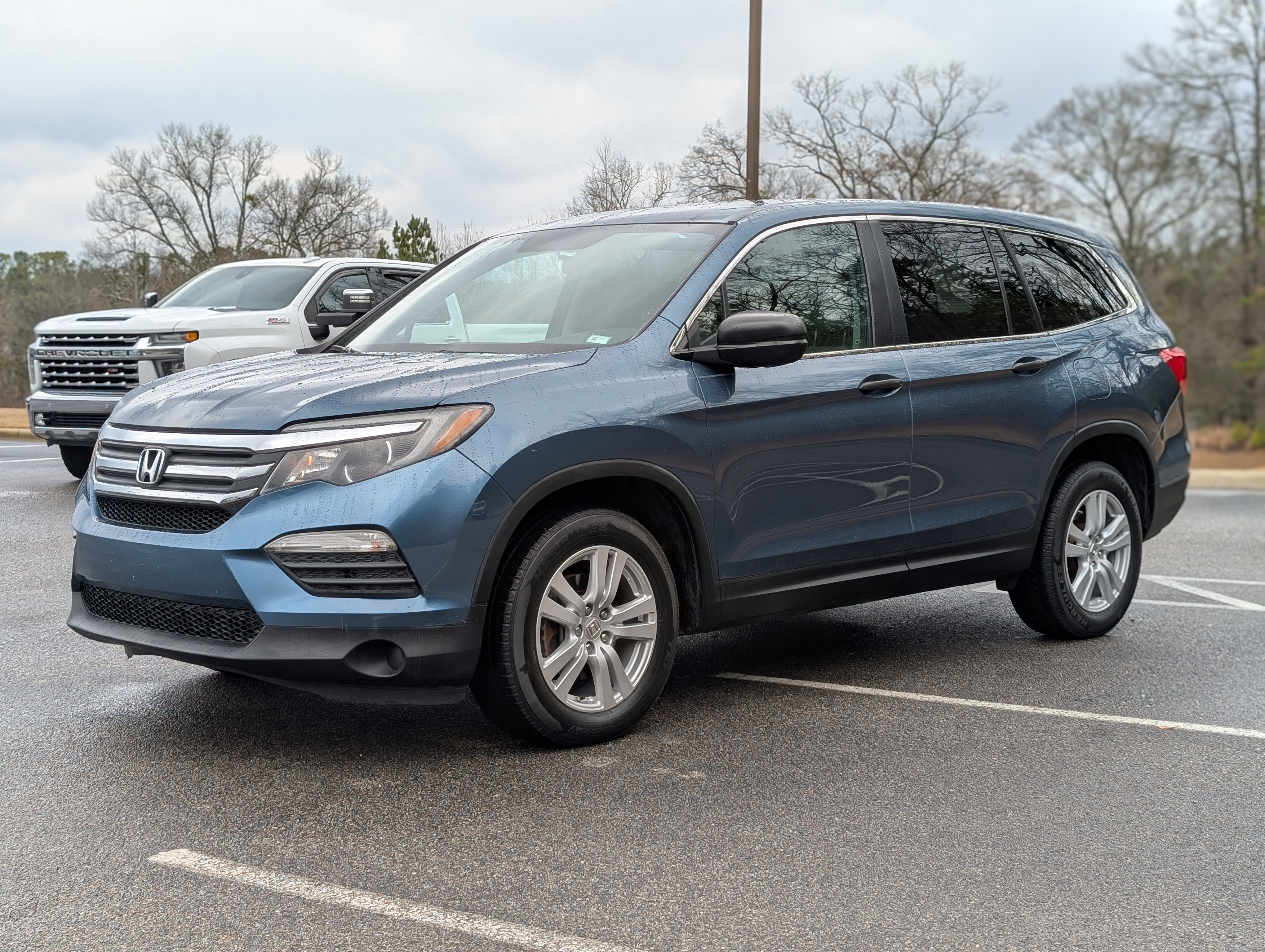 Used 2016 Honda Pilot LX image 5