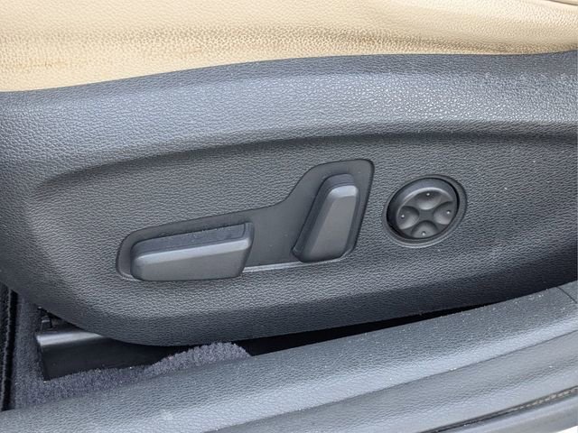 Used 2016 Hyundai Sonata Limited w/ Option Group 05 FWD image 20