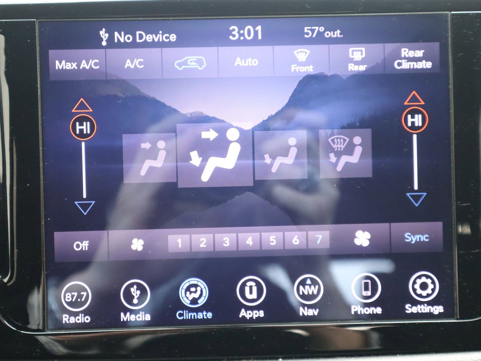 Used 2018 Chrysler Pacifica Touring Plus w/ S Appearance Package FWD image 44