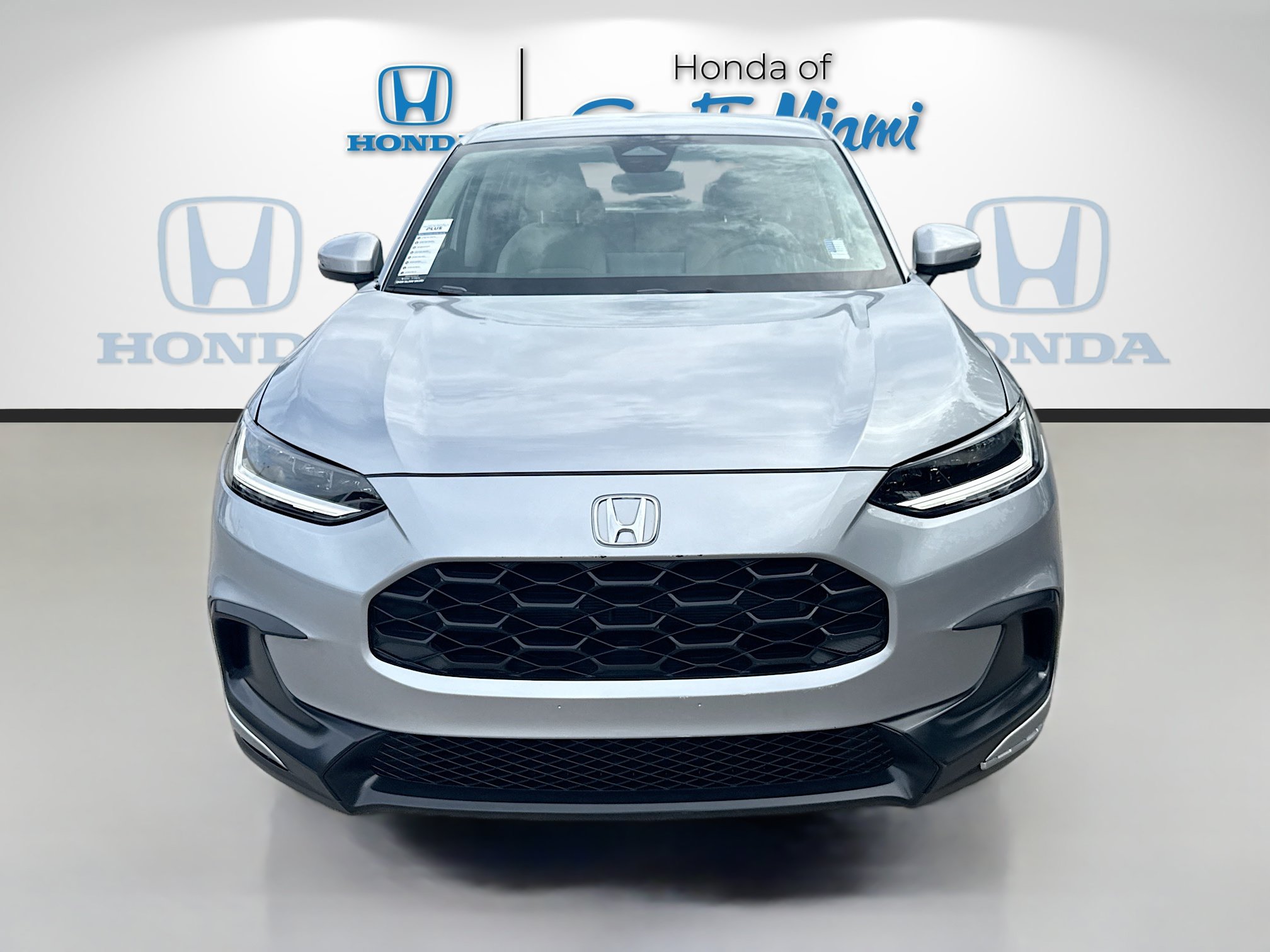 Certified 2024 Honda HR-V LX image 2