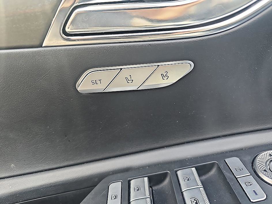 Used 2023 Genesis GV80 3.5T Advanced + image 12