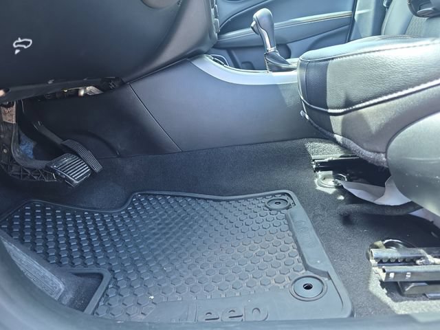 Used 2021 Jeep Compass Latitude w/ Sun and Sound Group FWD image 10
