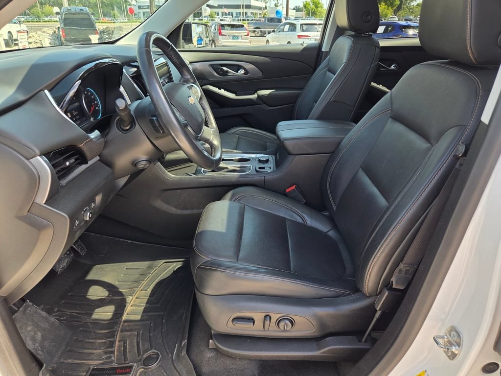 Used 2020 Chevrolet Traverse Premier w/ Redline Edition FWD image 5