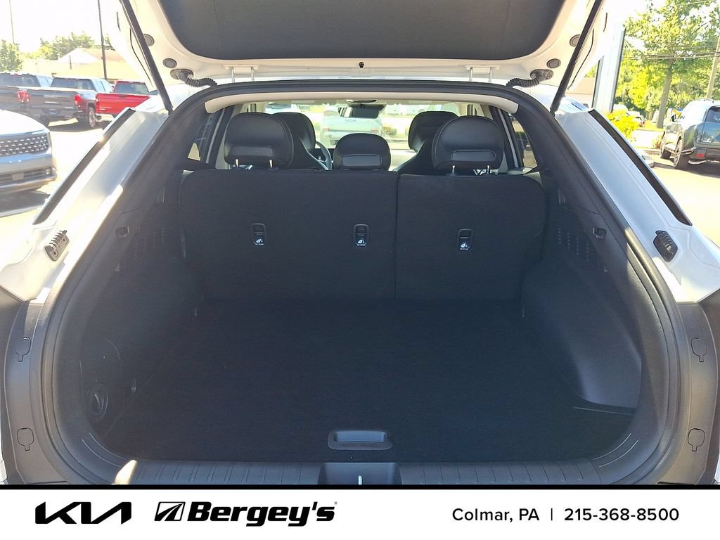 Certified 2025 Kia EV6 Light w/ Light LR Technology Package AWD/4WD image 30