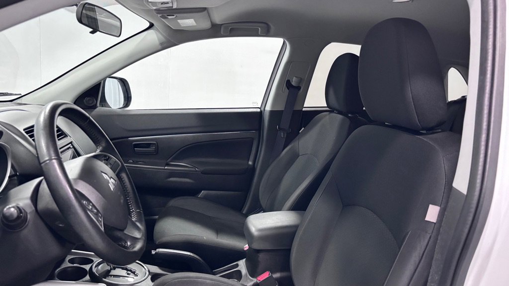 Used 2014 Mitsubishi Outlander Sport ES FWD image 12