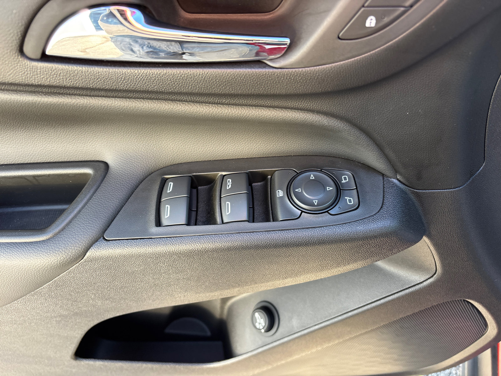 Used 2024 Chevrolet Equinox LT image 13