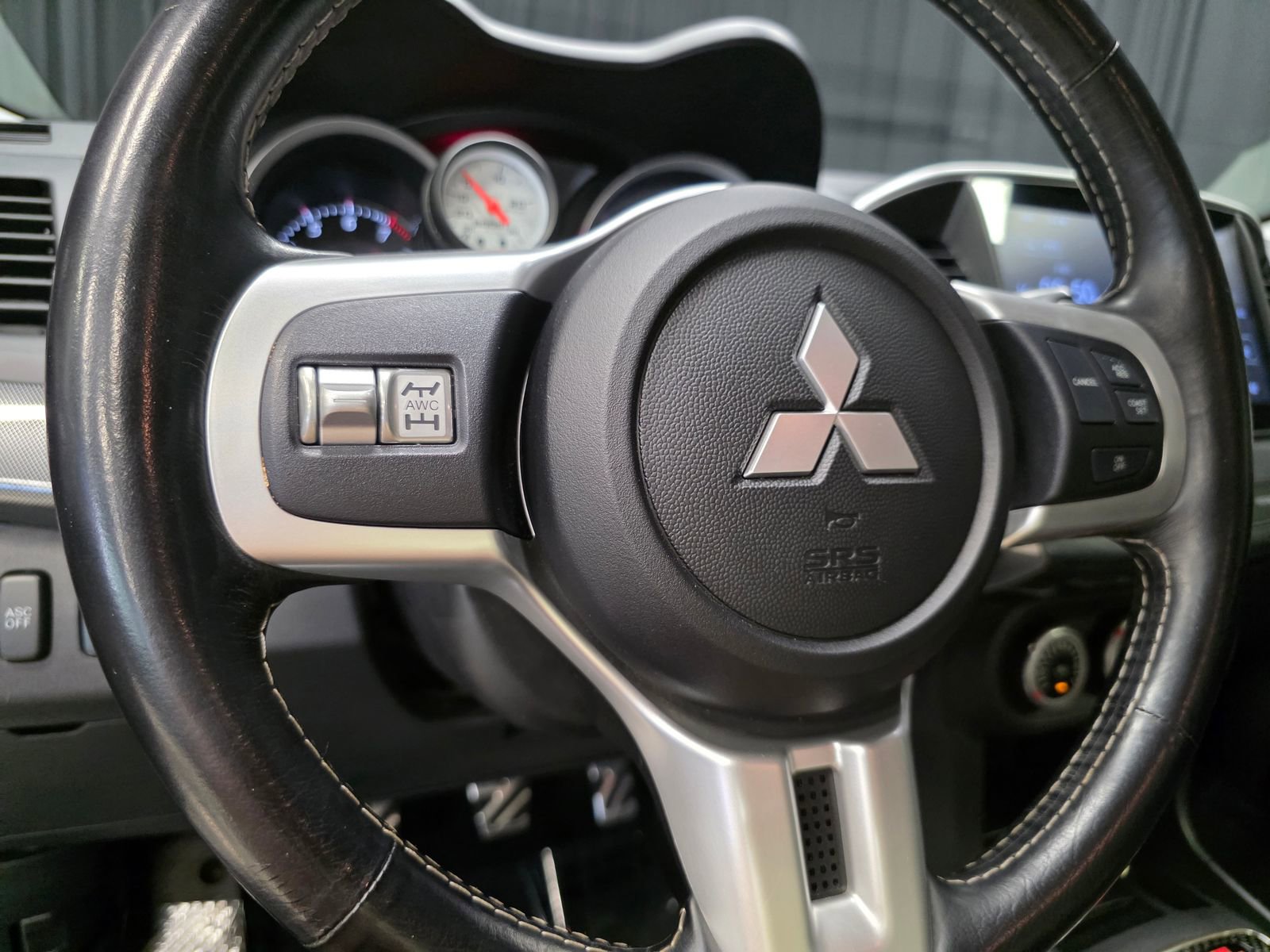 Used 2008 Mitsubishi Lancer Evolution GSR image 36