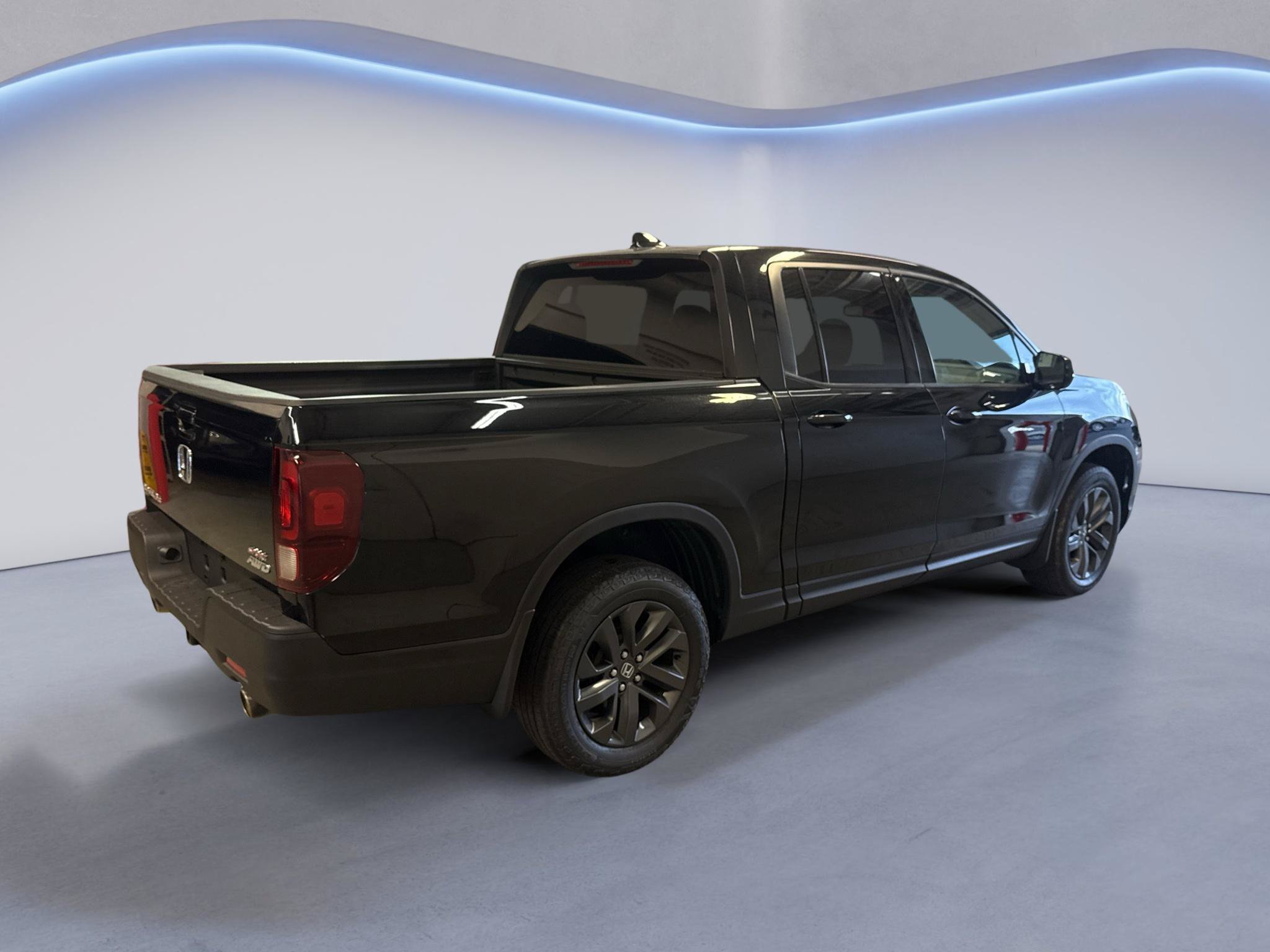Used 2021 Honda Ridgeline Sport image 8