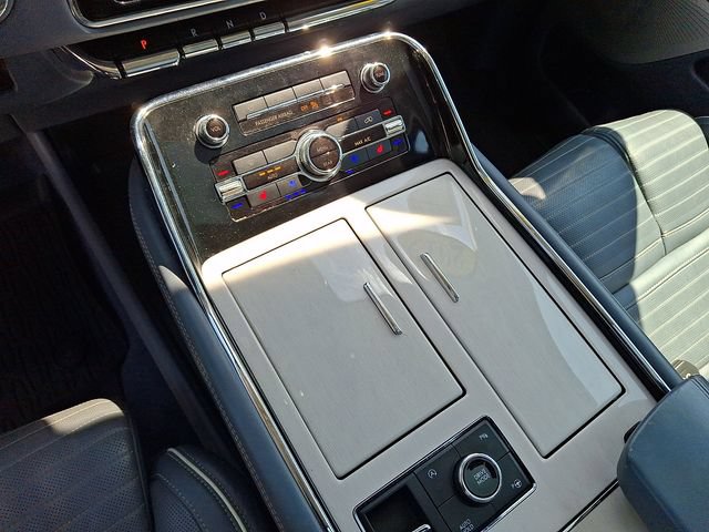 Used 2019 Lincoln Navigator L Black Label AWD/4WD image 29