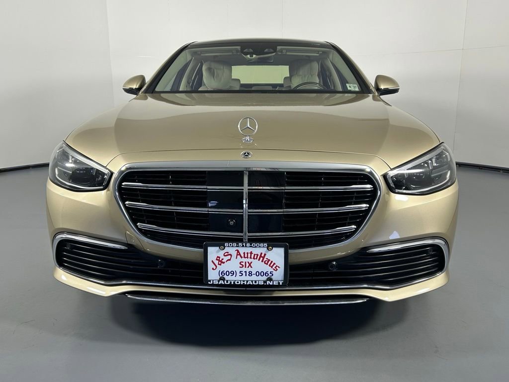 Used 2022 Mercedes-Benz S 500 4MATIC image 2