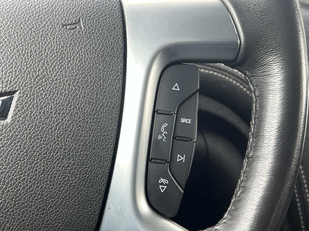 Used 2016 Chevrolet Traverse LTZ FWD image 22