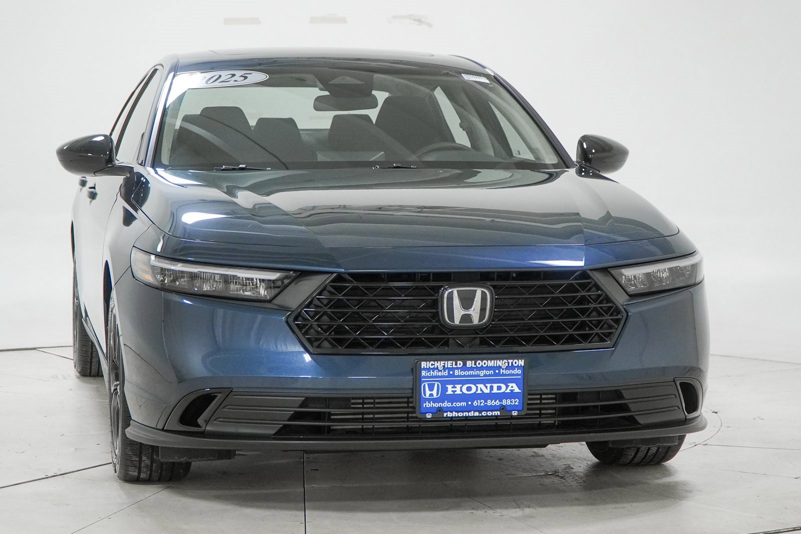 Certified 2025 Honda Accord SE image 16