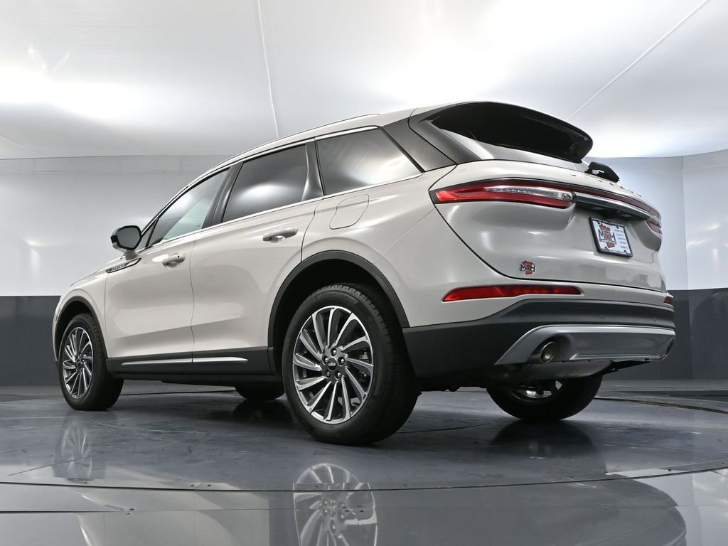 Used 2023 Lincoln Corsair Reserve image 50