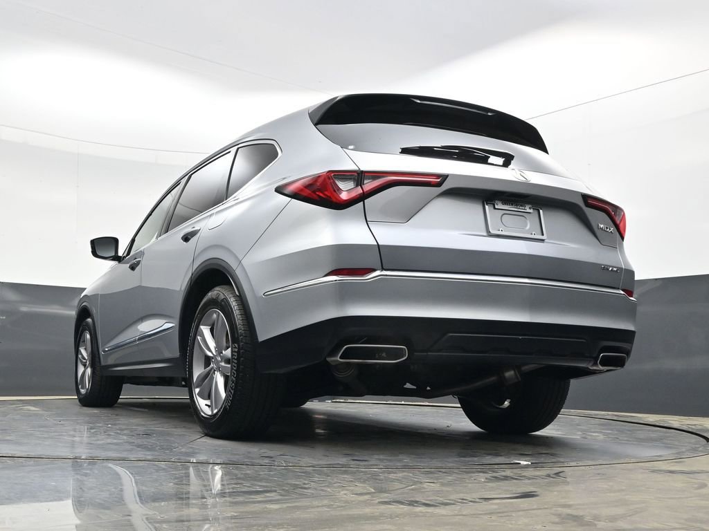 Used 2023 Acura MDX SH-AWD image 32