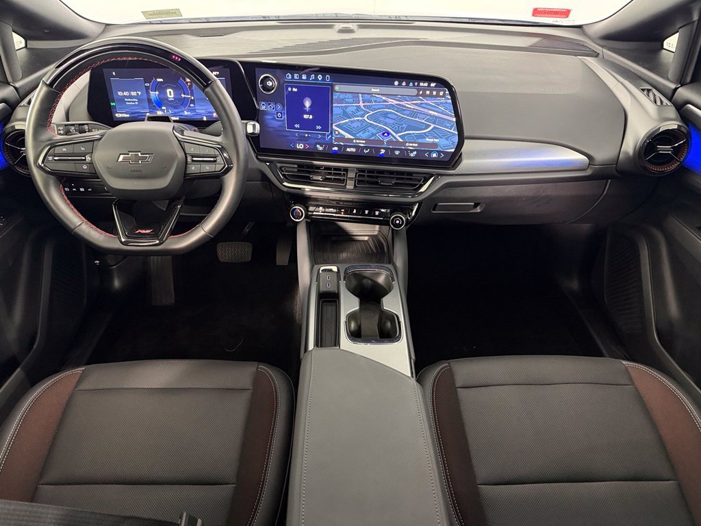 Used 2024 Chevrolet Equinox EV RS FWD image 14