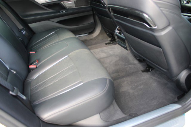 Used 2019 BMW 750i M SPORT DRIVER ASSIST+ w/ M Sport Package image 51