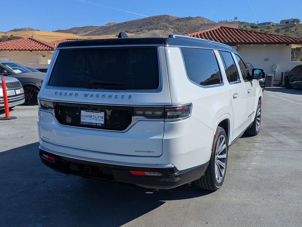 Used 2023 Jeep Grand Wagoneer L Series II image 5