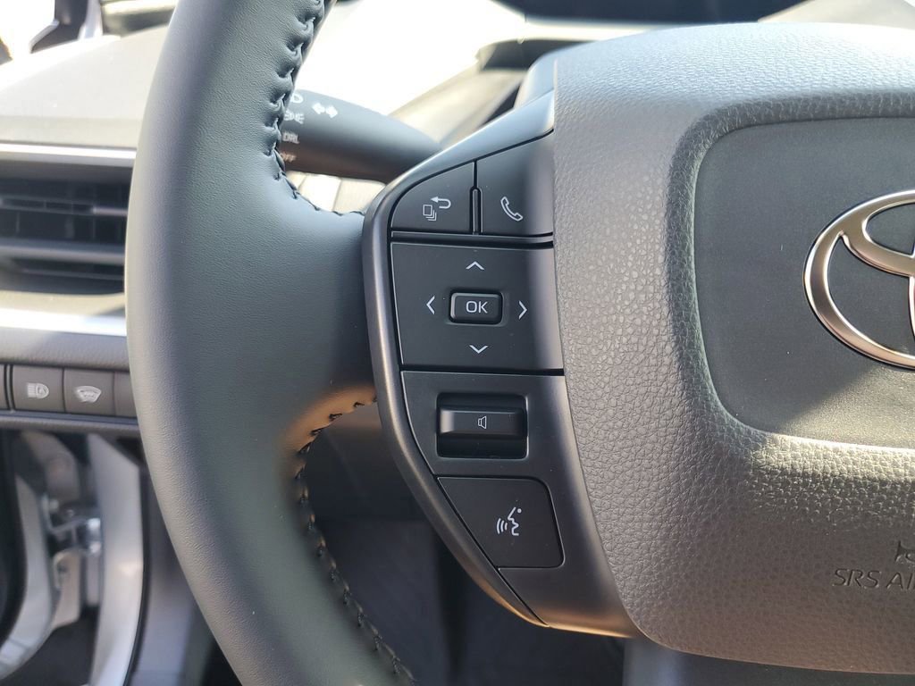 New 2026 Toyota Prius LE image 25