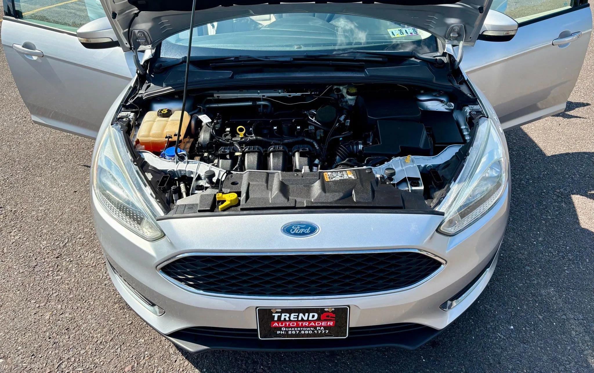 Used 2016 Ford Focus SE w/ SE Power Seat Package image 10