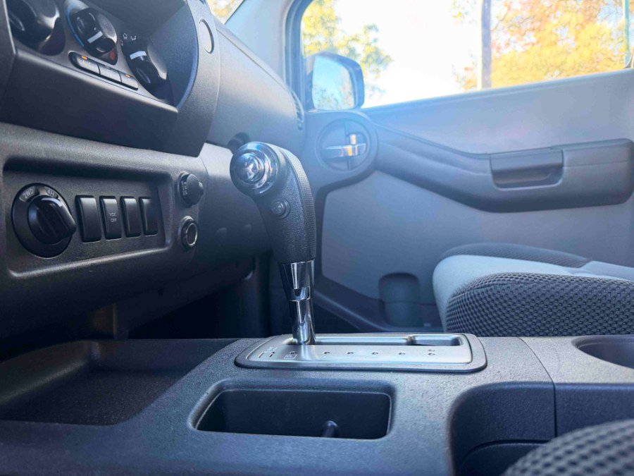 Used 2008 Nissan Xterra S image 26