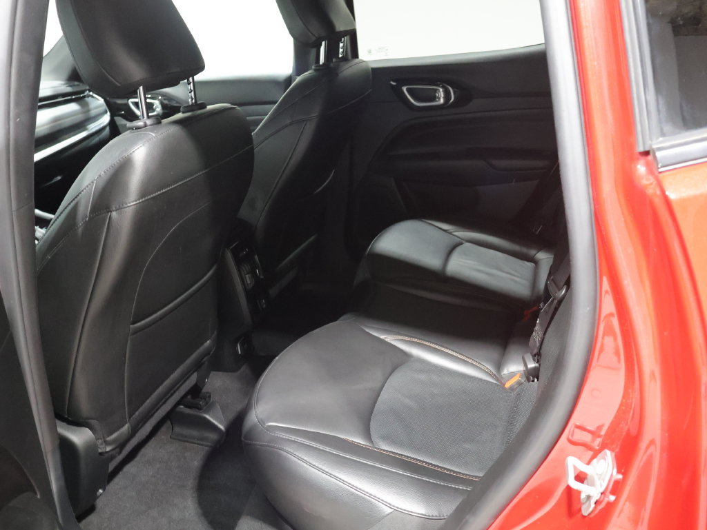 Used 2022 Jeep Compass Limited AWD/4WD image 18