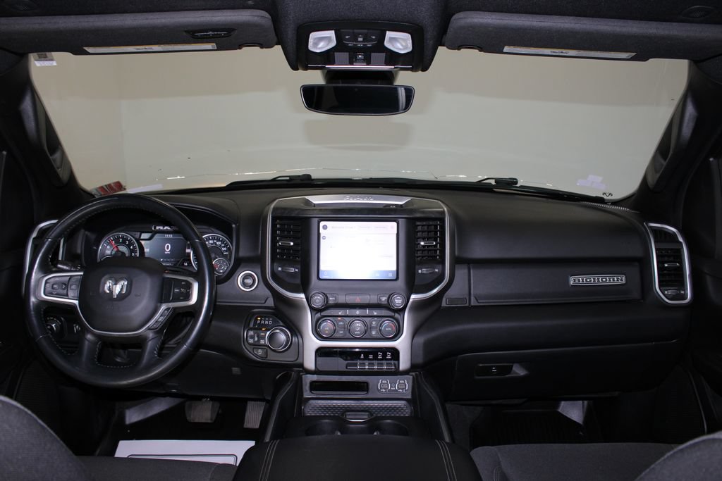 Used 2022 RAM 1500 Big Horn AWD/4WD image 3