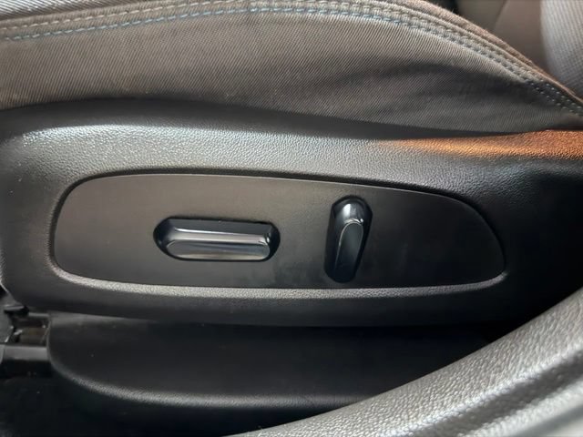 Used 2018 Chevrolet Cruze LT w/ LT Fleet Convenience Package FWD image 16