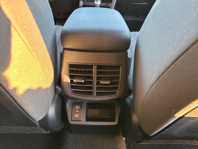 Used 2024 Kia Seltos LX AWD/4WD image 23