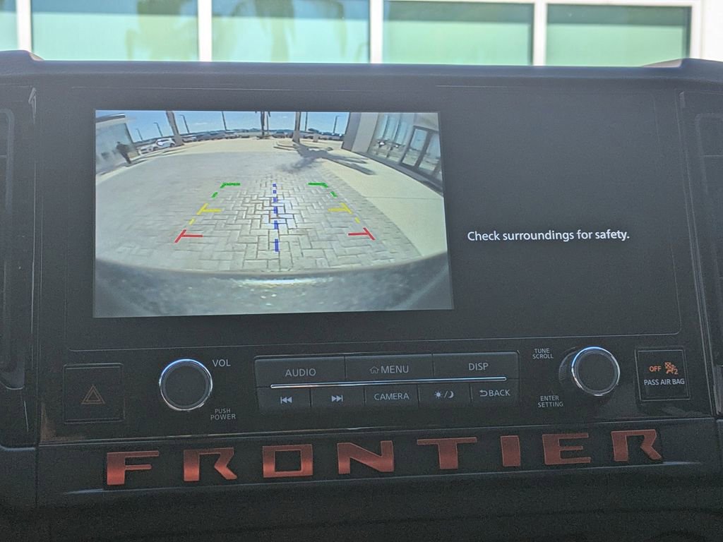 Used 2025 Nissan Frontier PRO-4X AWD/4WD image 22