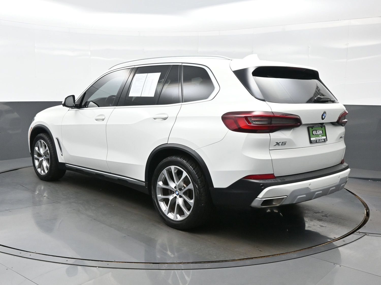 Used 2023 BMW X5 sDrive40i w/ Premium Package RWD image 5