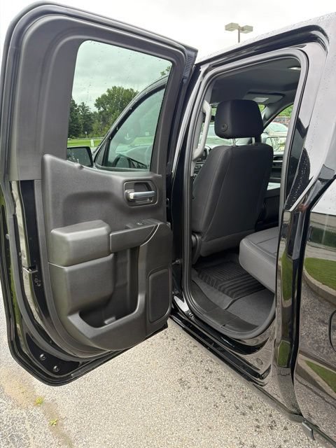 Used 2023 Chevrolet Silverado 1500 W/T w/ WT Value Package AWD/4WD image 13