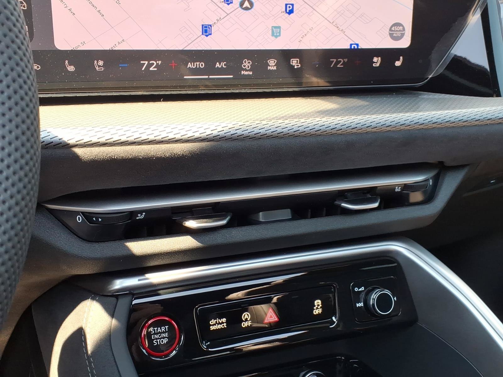 New 2026 Audi SQ5 Premium Plus AWD/4WD image 17