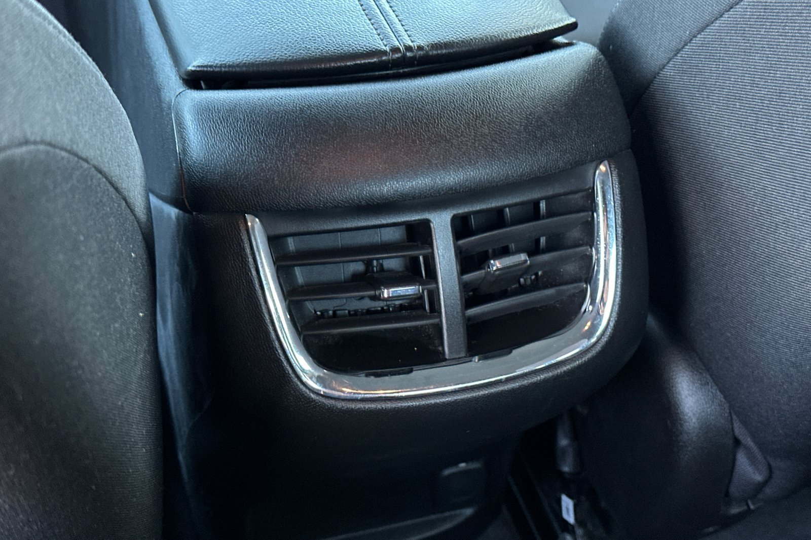 Used 2024 Chevrolet Malibu LT FWD image 15