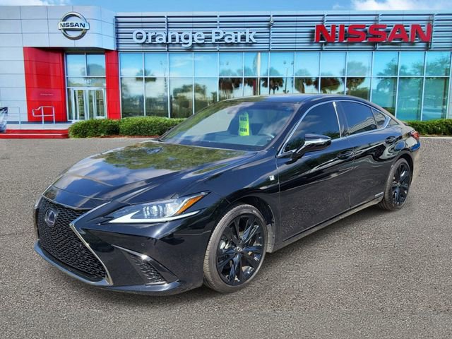 Used 2022 Lexus ES 300h F Sport FWD image 4