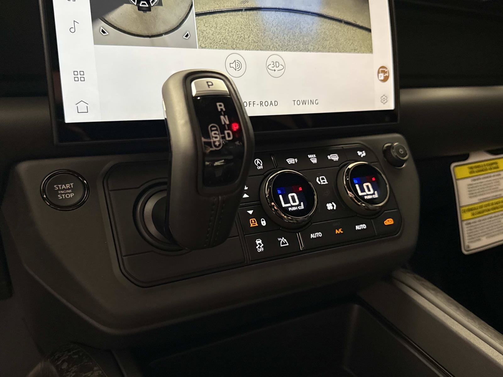 New 2026 Land Rover Defender 110 OCTA AWD/4WD image 27
