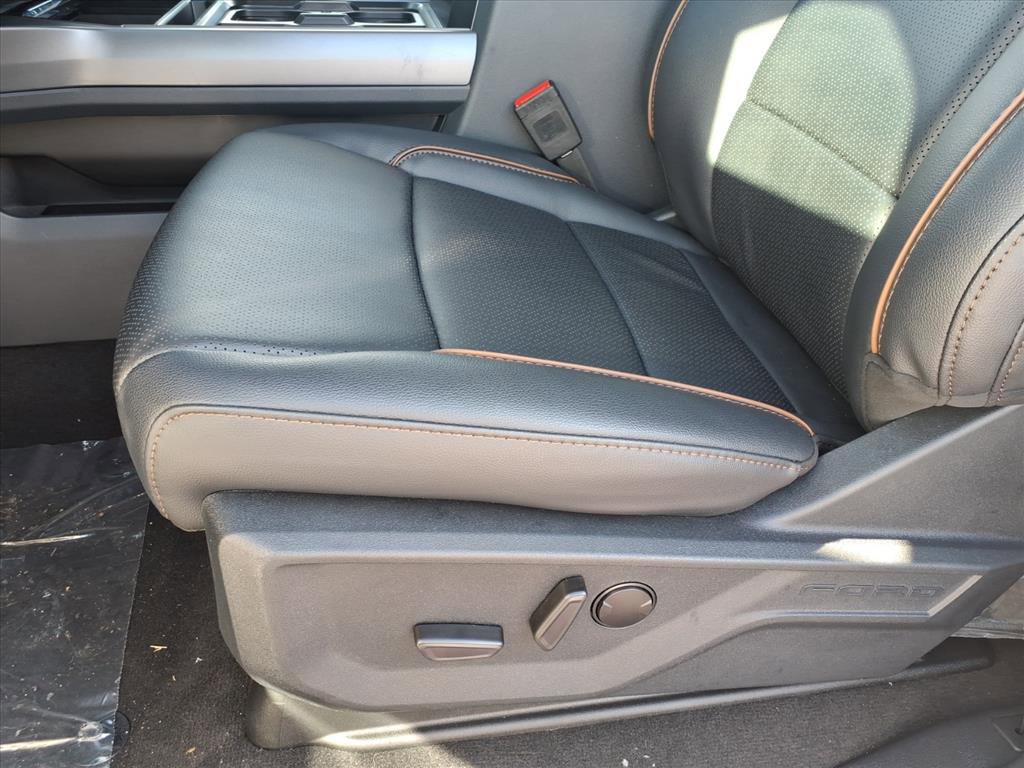 New 2026 Ford F350 Lariat w/ Lariat Ultimate Package image 28