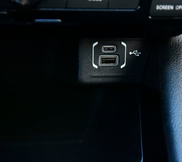 Used 2022 Jeep Compass Limited image 22