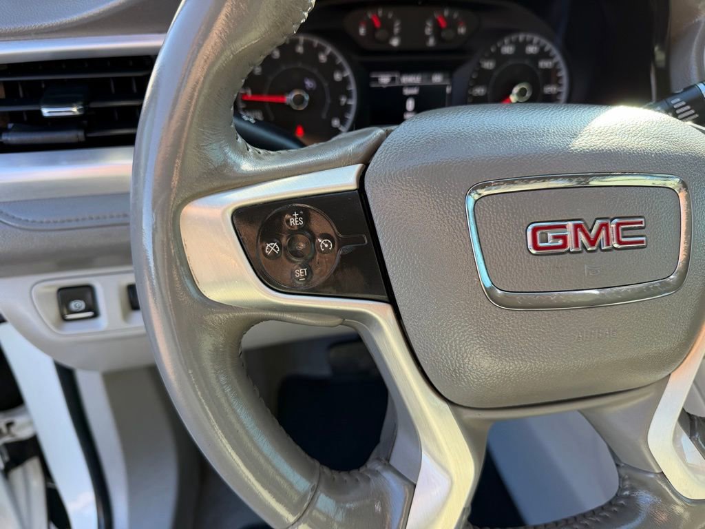 Used 2018 GMC Acadia SLE image 31