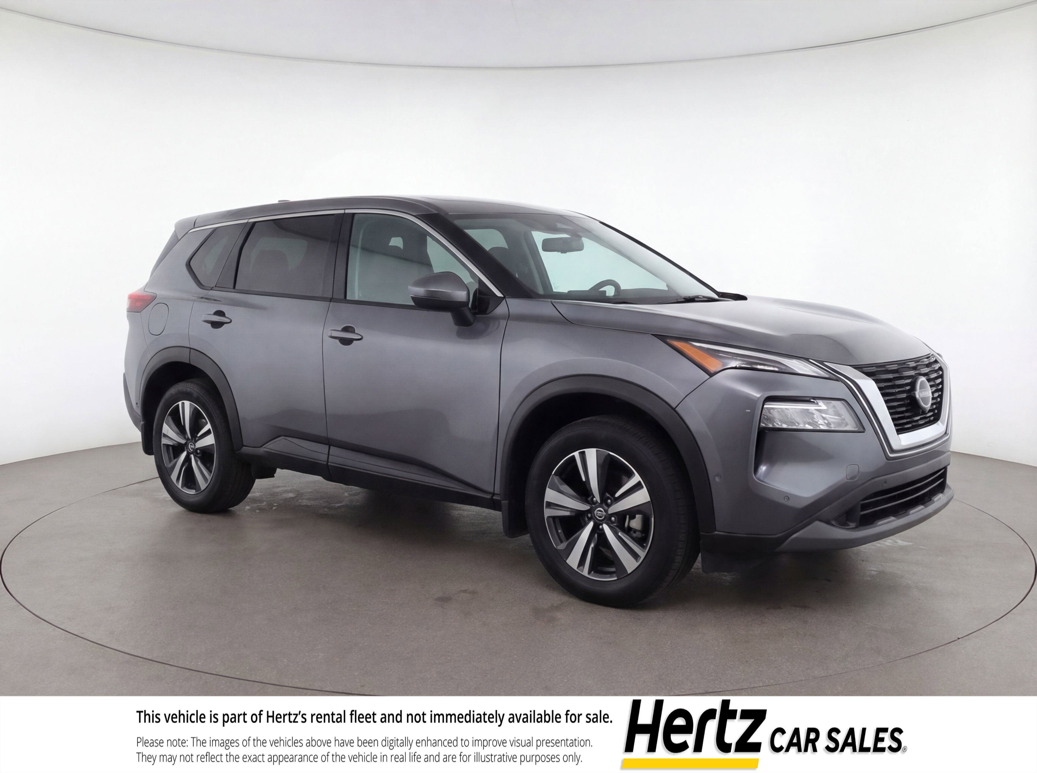 Used 2025 Nissan Rogue SV image 1
