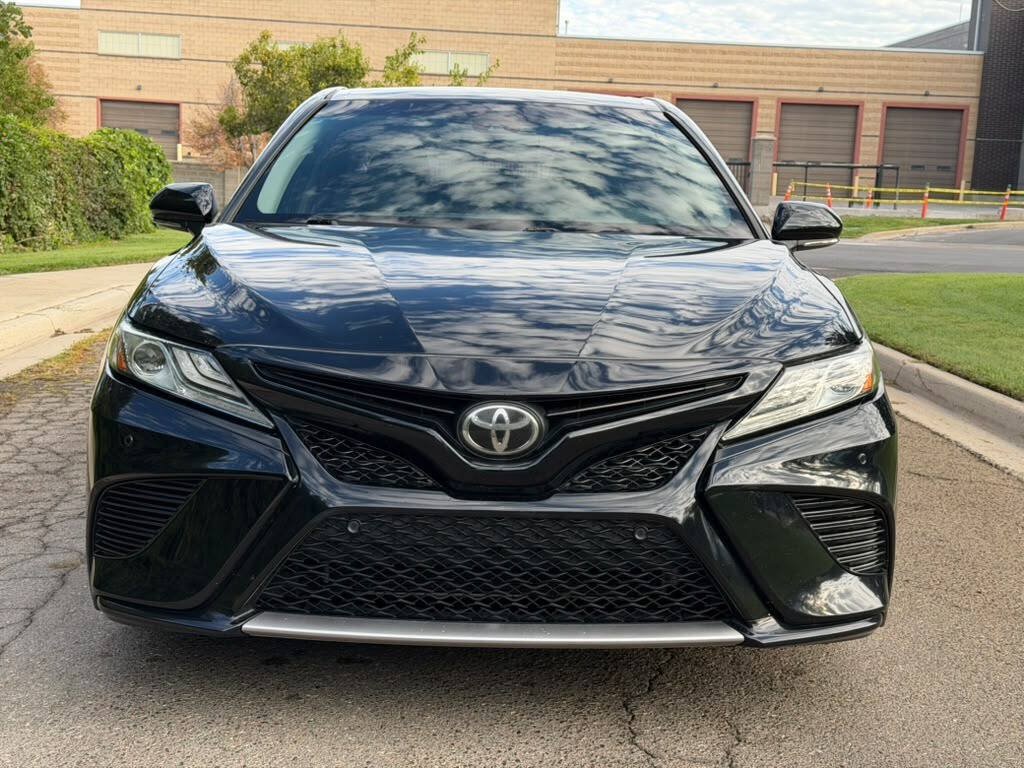 Used 2018 Toyota Camry XSE FWD image 7