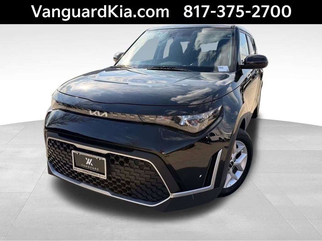 Certified 2025 Kia Soul S