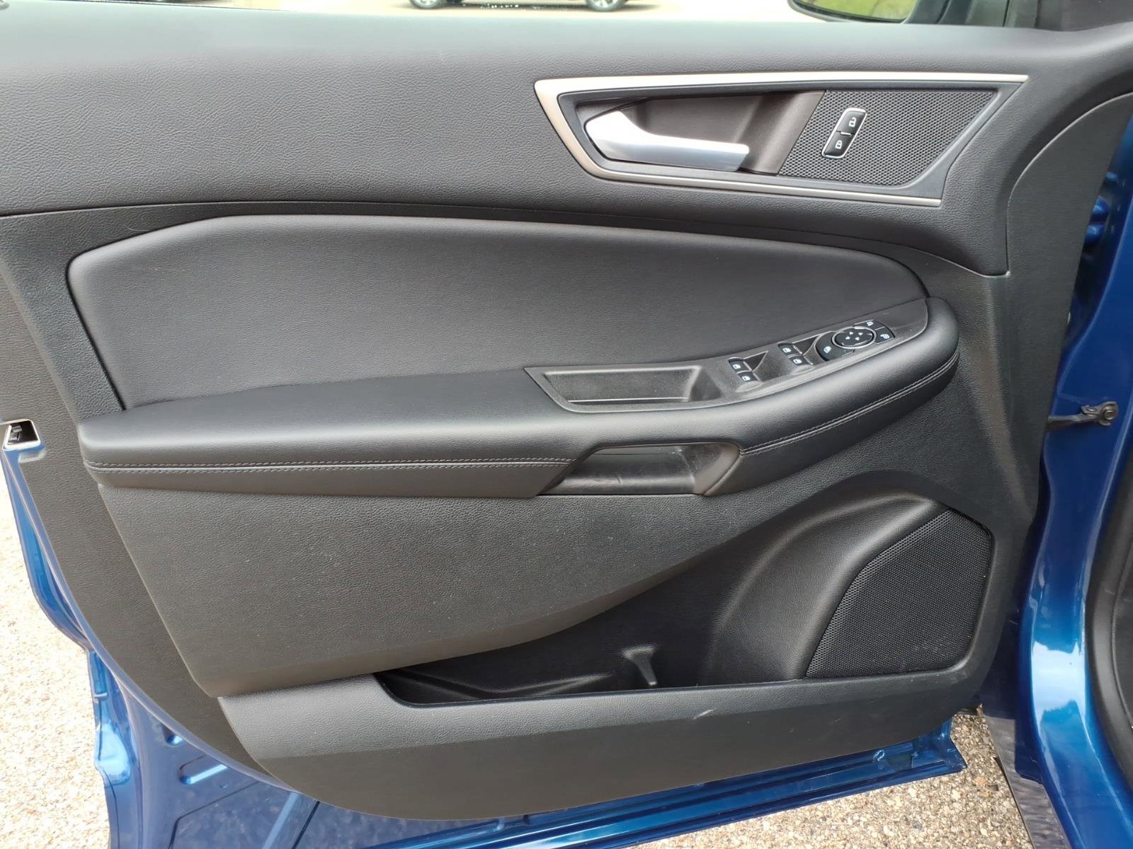 Used 2023 Ford Edge SEL w/ Convenience Package AWD/4WD image 15